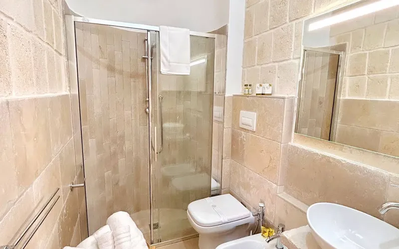 Stavební pozemek 26.000m2 s výhledem ma moře