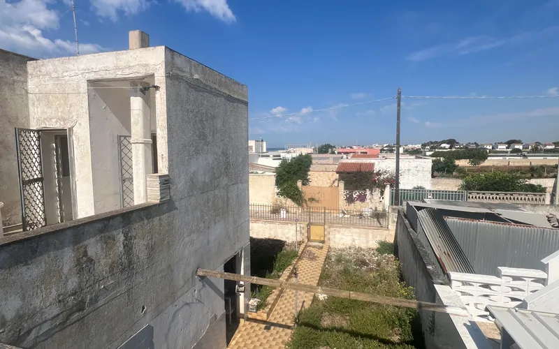 Apartmánový dům 100m od moře